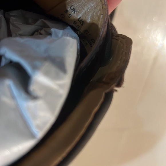 Clarks boots full grain new with box - Picture 6 of 7